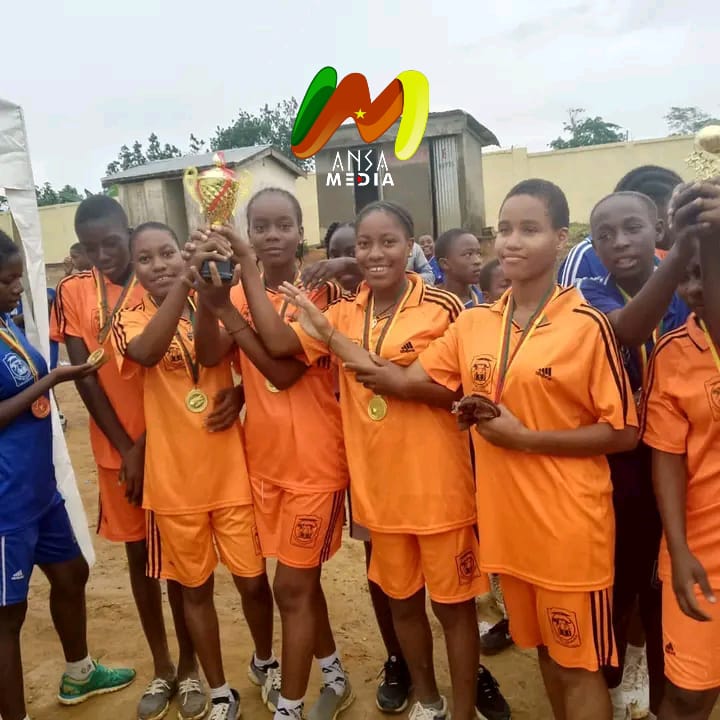 Jeux de billes : un tournoi féminin animé à Logbajeck.